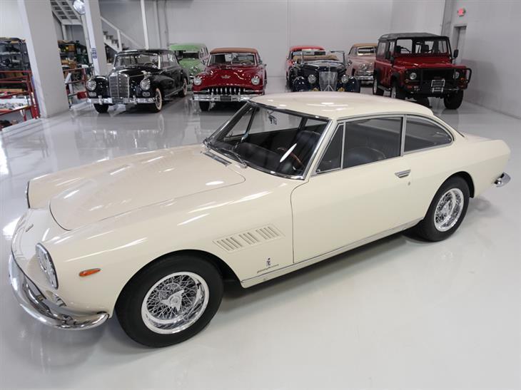 enzo ferrari 330 gt