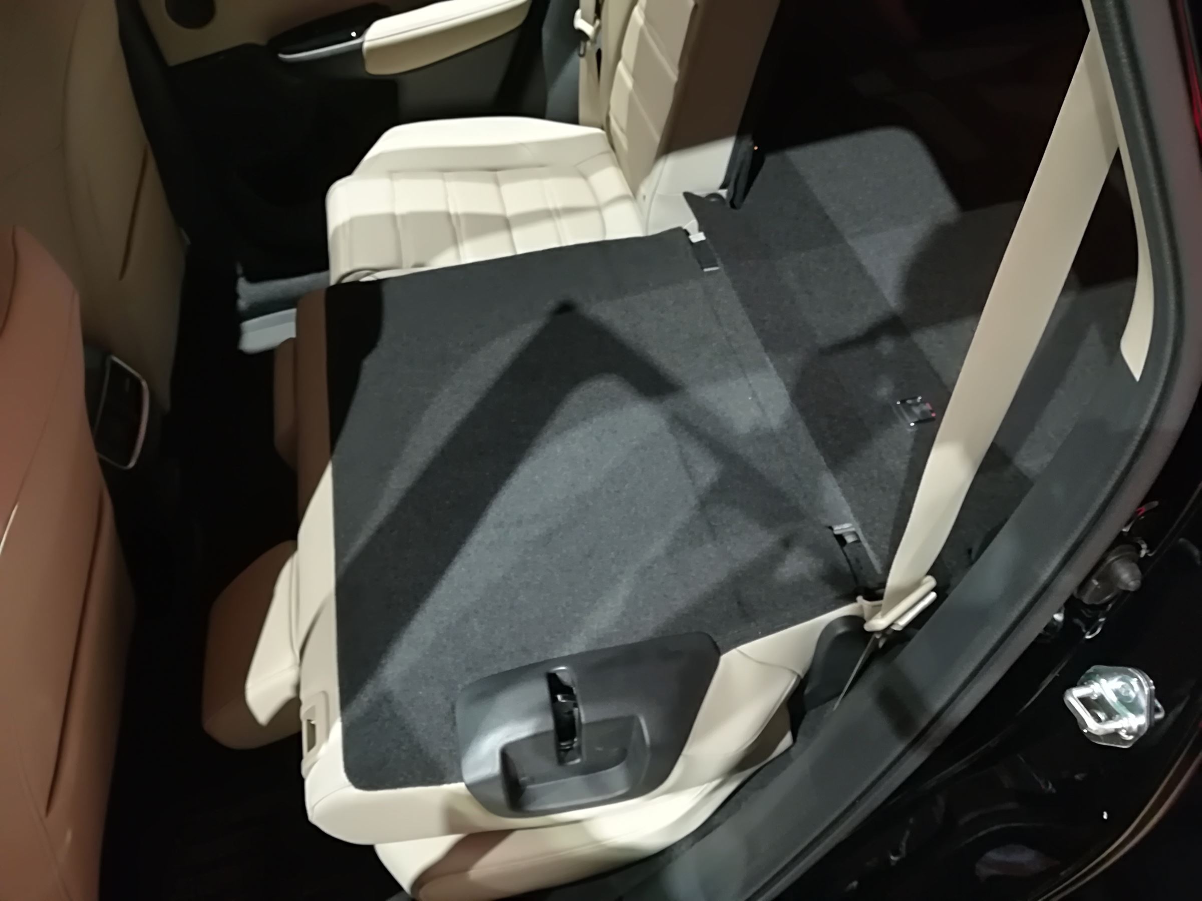 Honda CR-V wnętrze 