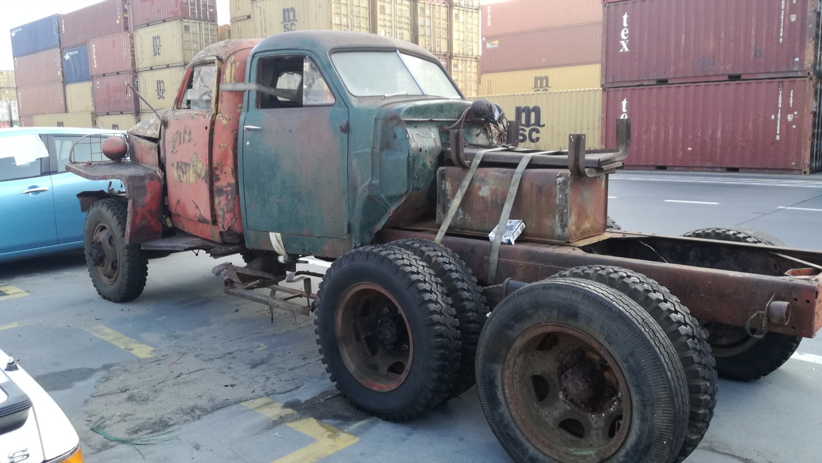 import samochodu z USA 