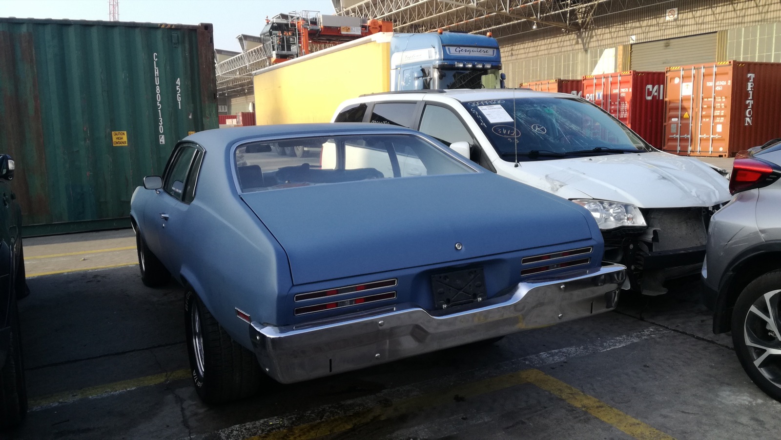 import samochodu z USA 