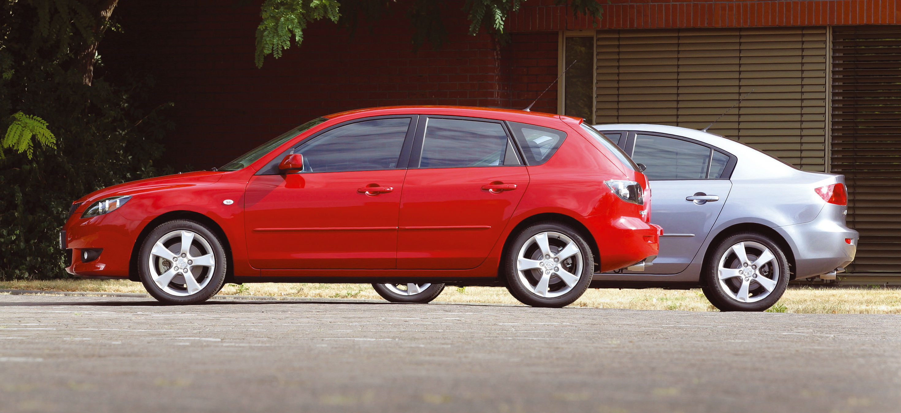 Mazda 3 historia