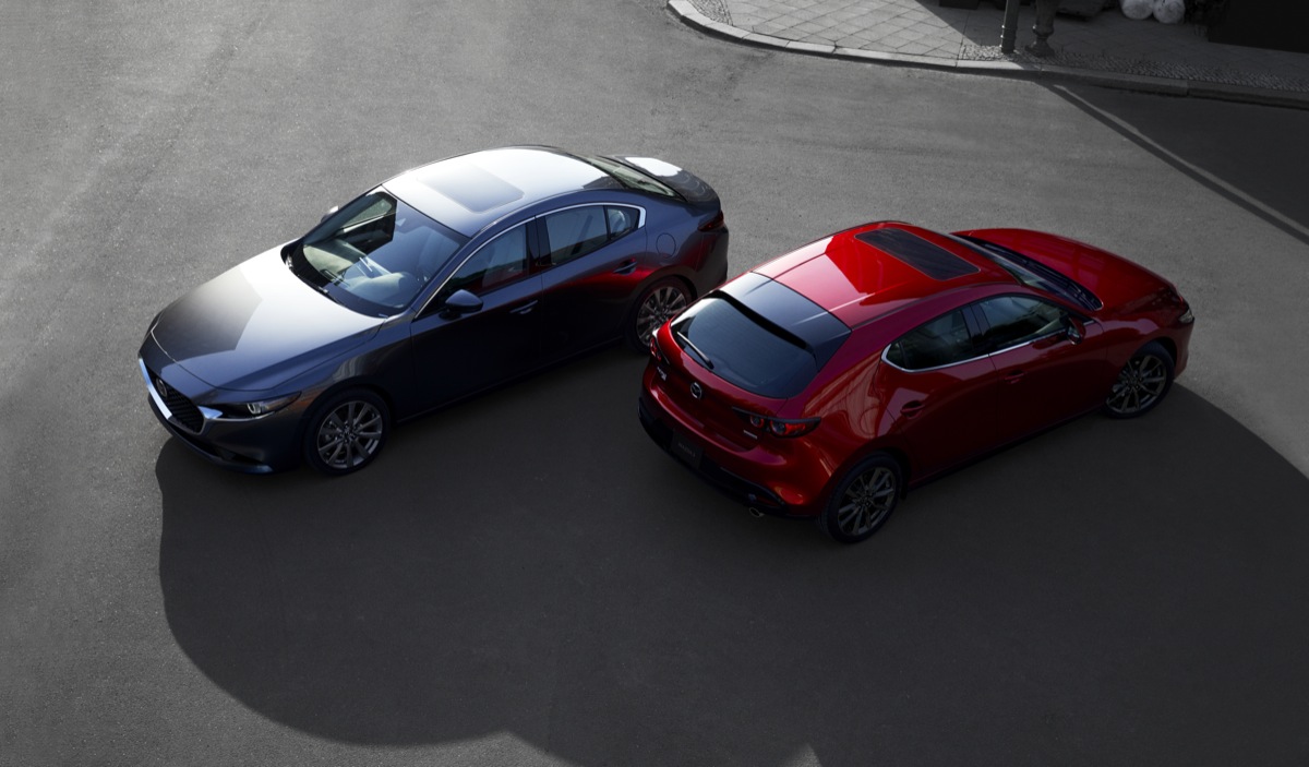 nowa mazda 3 