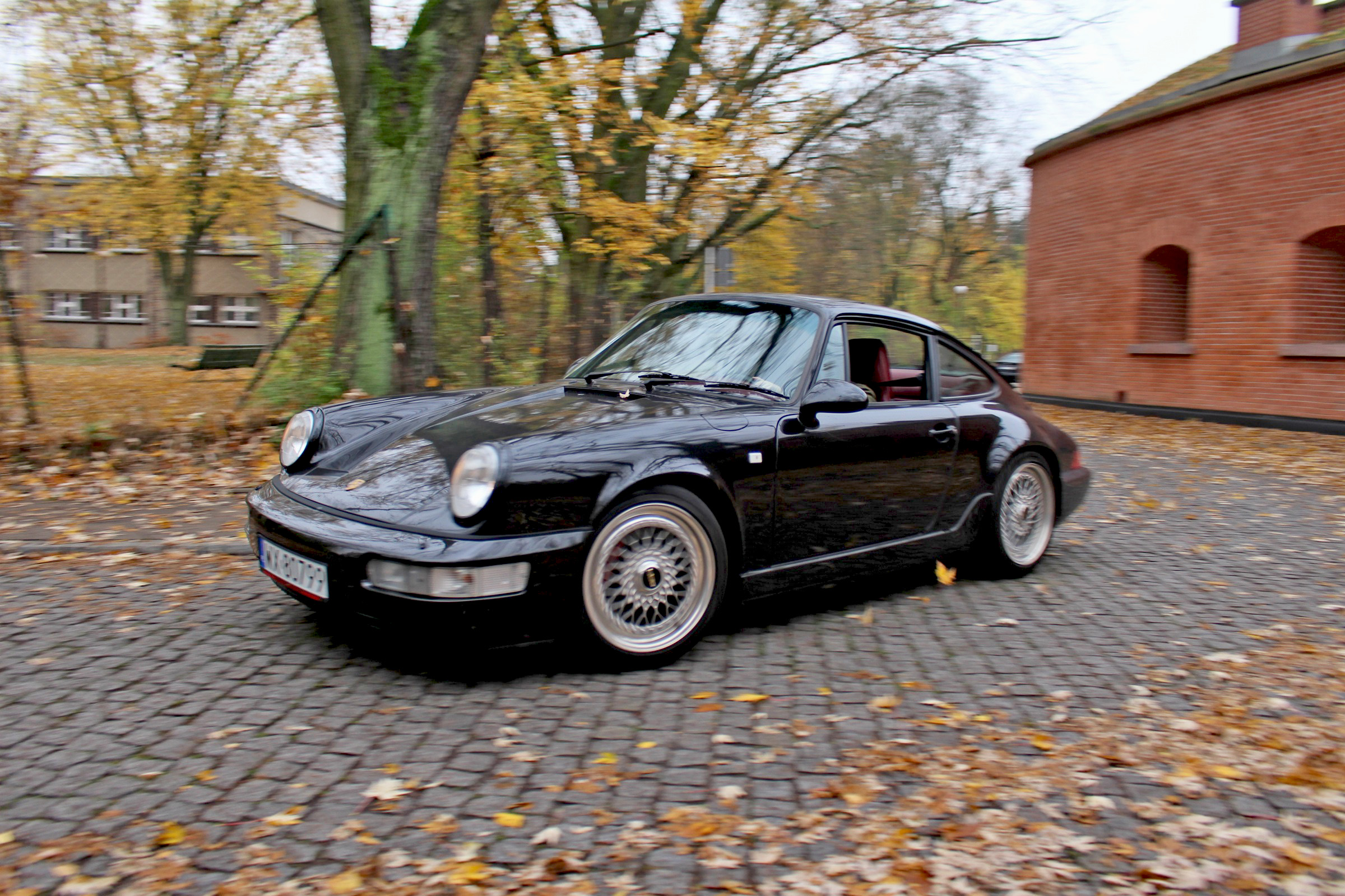 Porsche 911 964