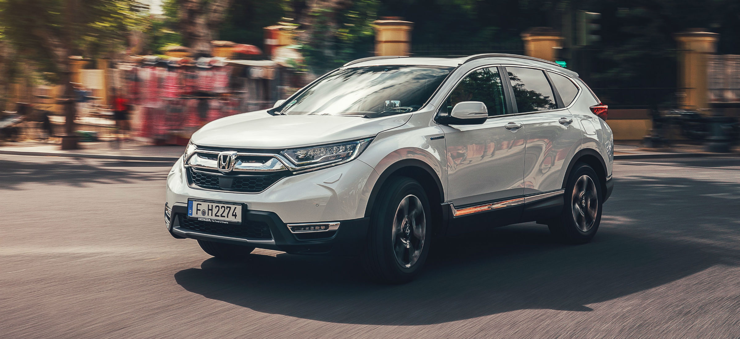 Honda CR-V hybrid cena 