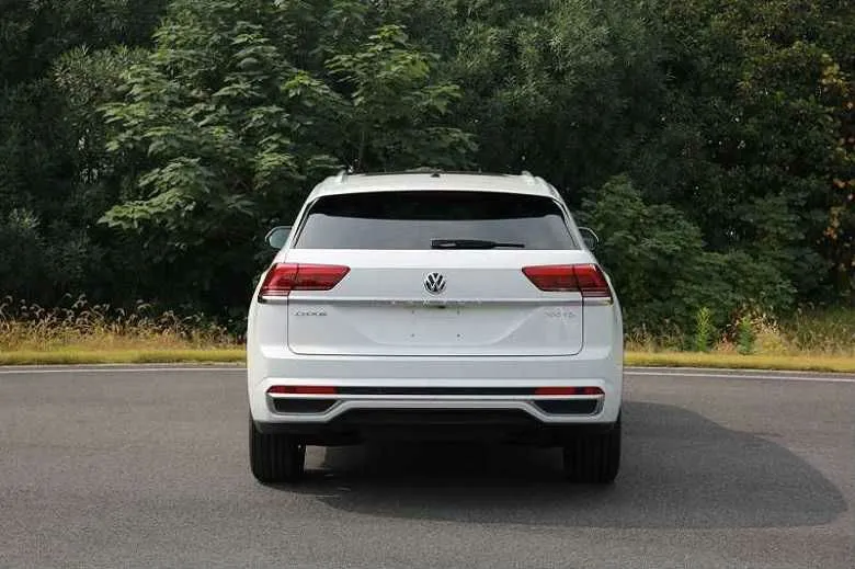 VW Atlas Cross Sport 