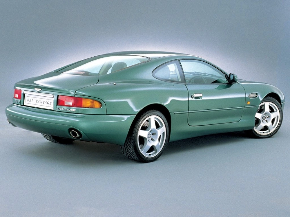 Aston Martin V12