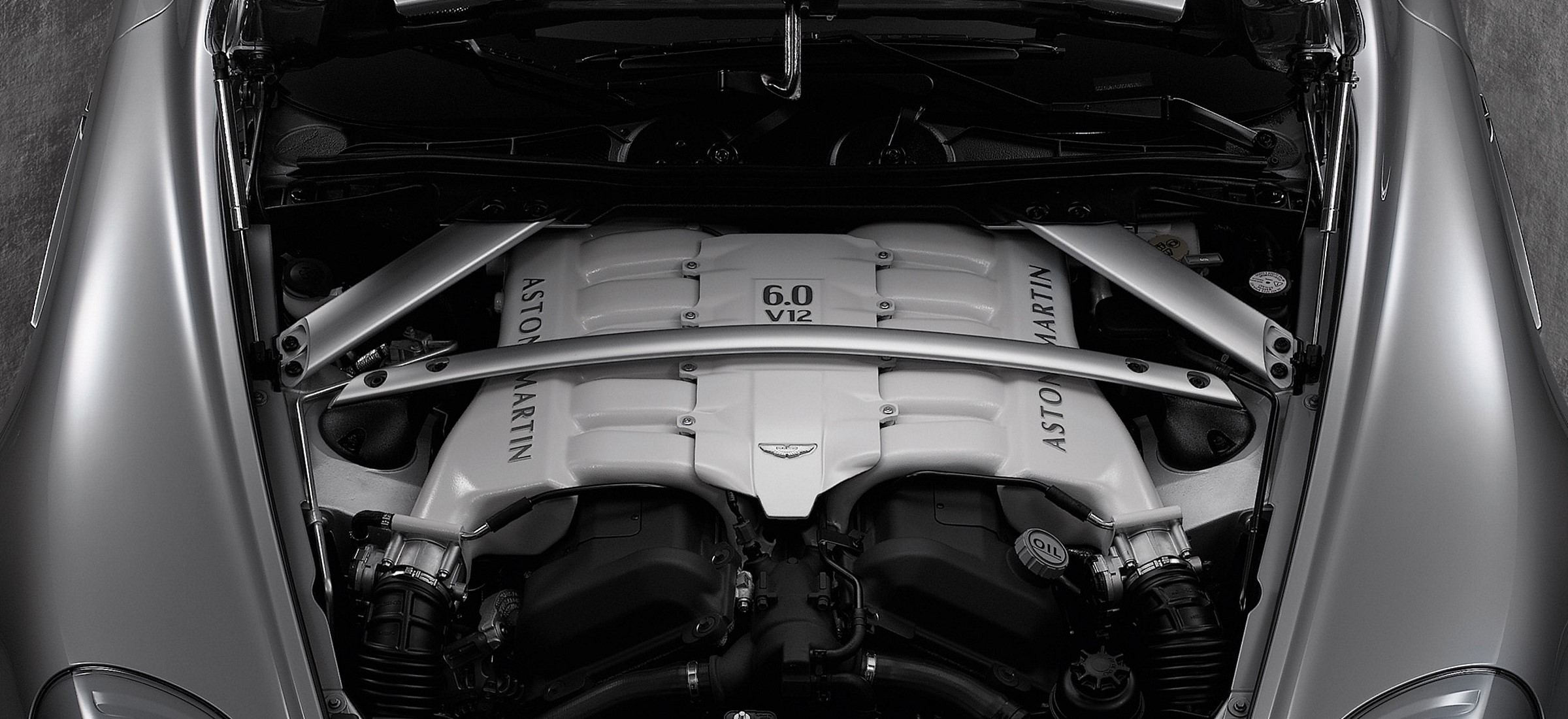 Aston Martin V12
