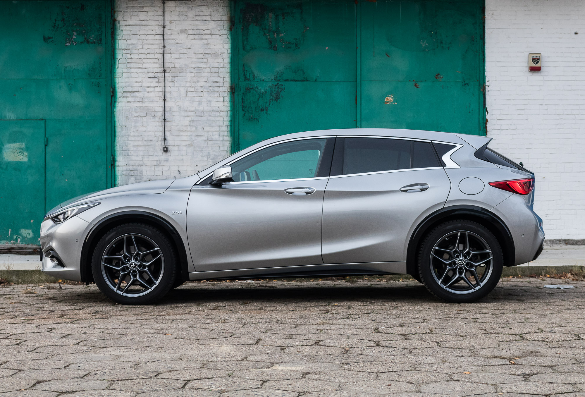 infiniti q30 test 