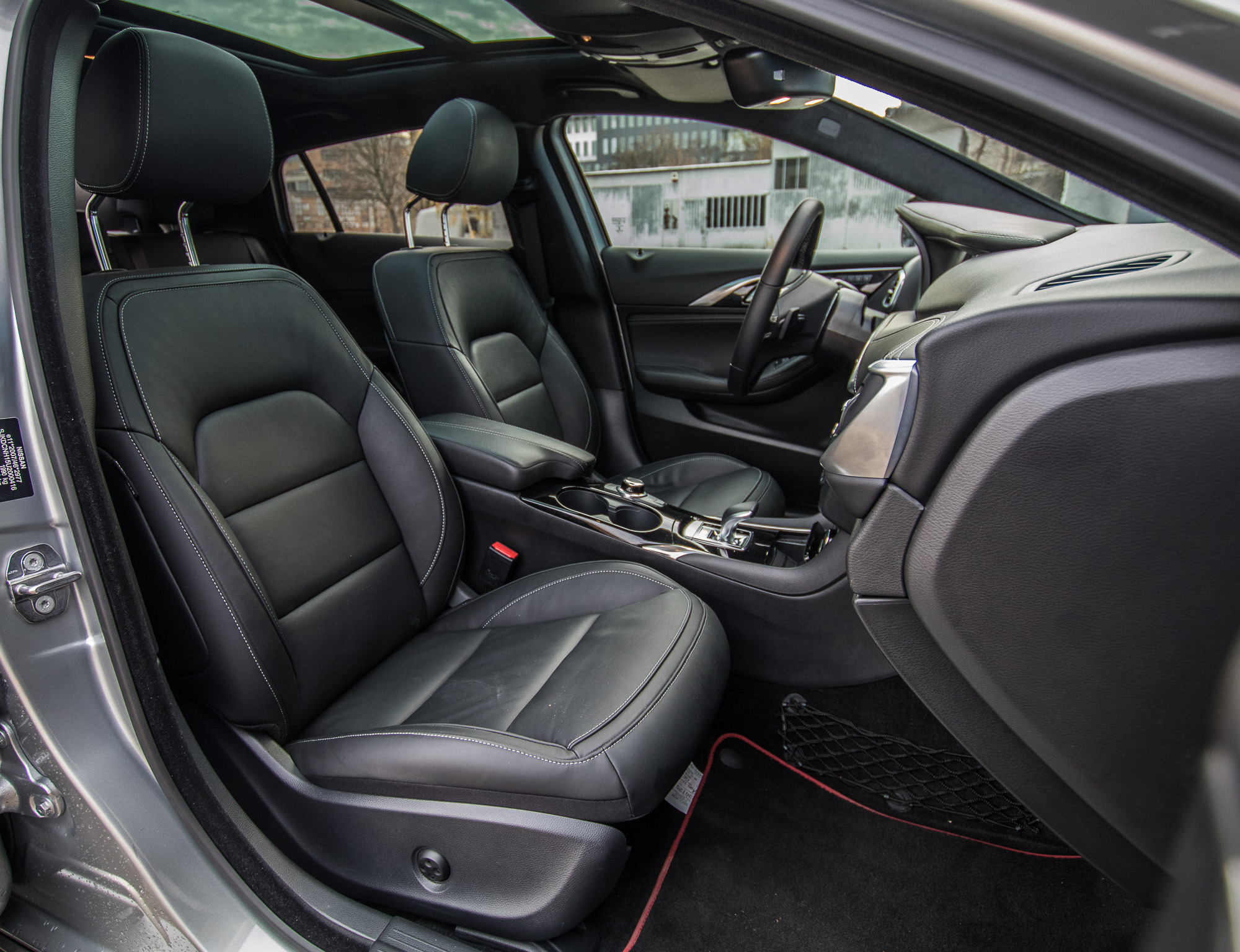 infiniti q30 test 