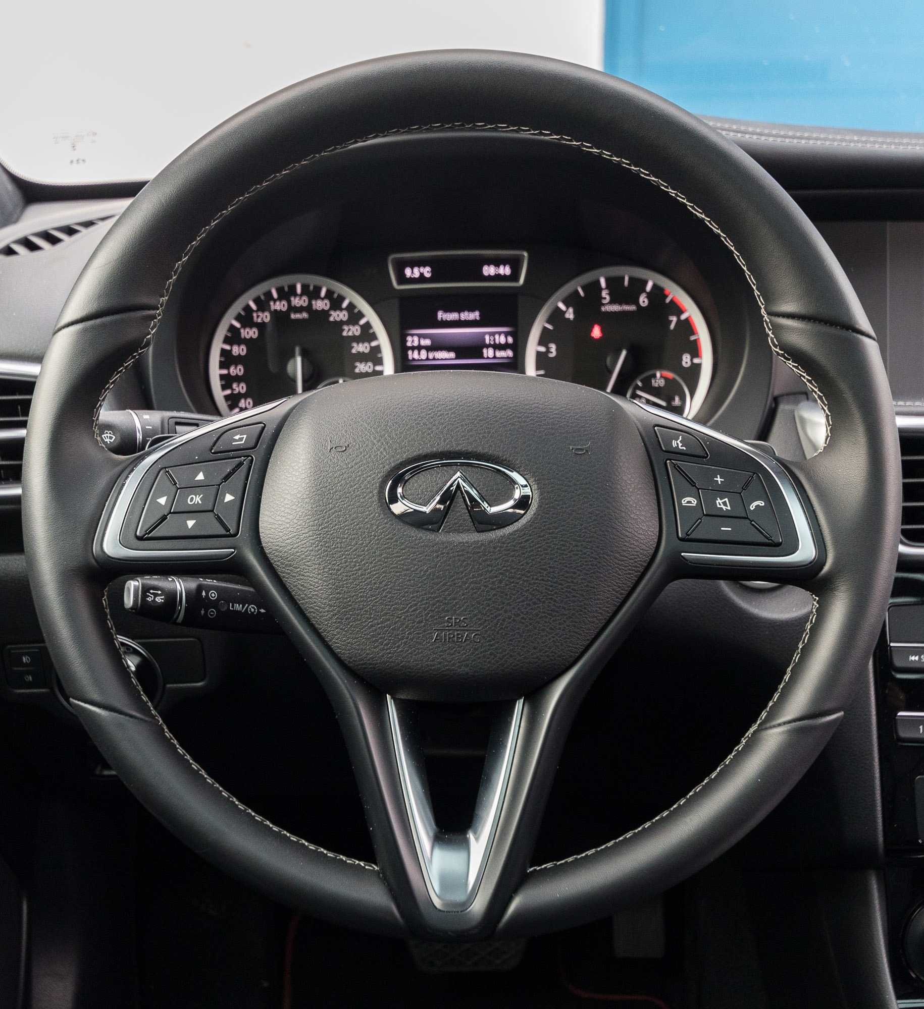 infiniti q30 test 