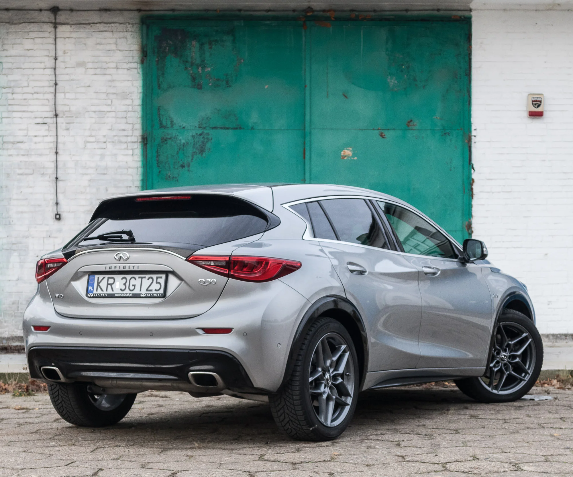 infiniti q30 test