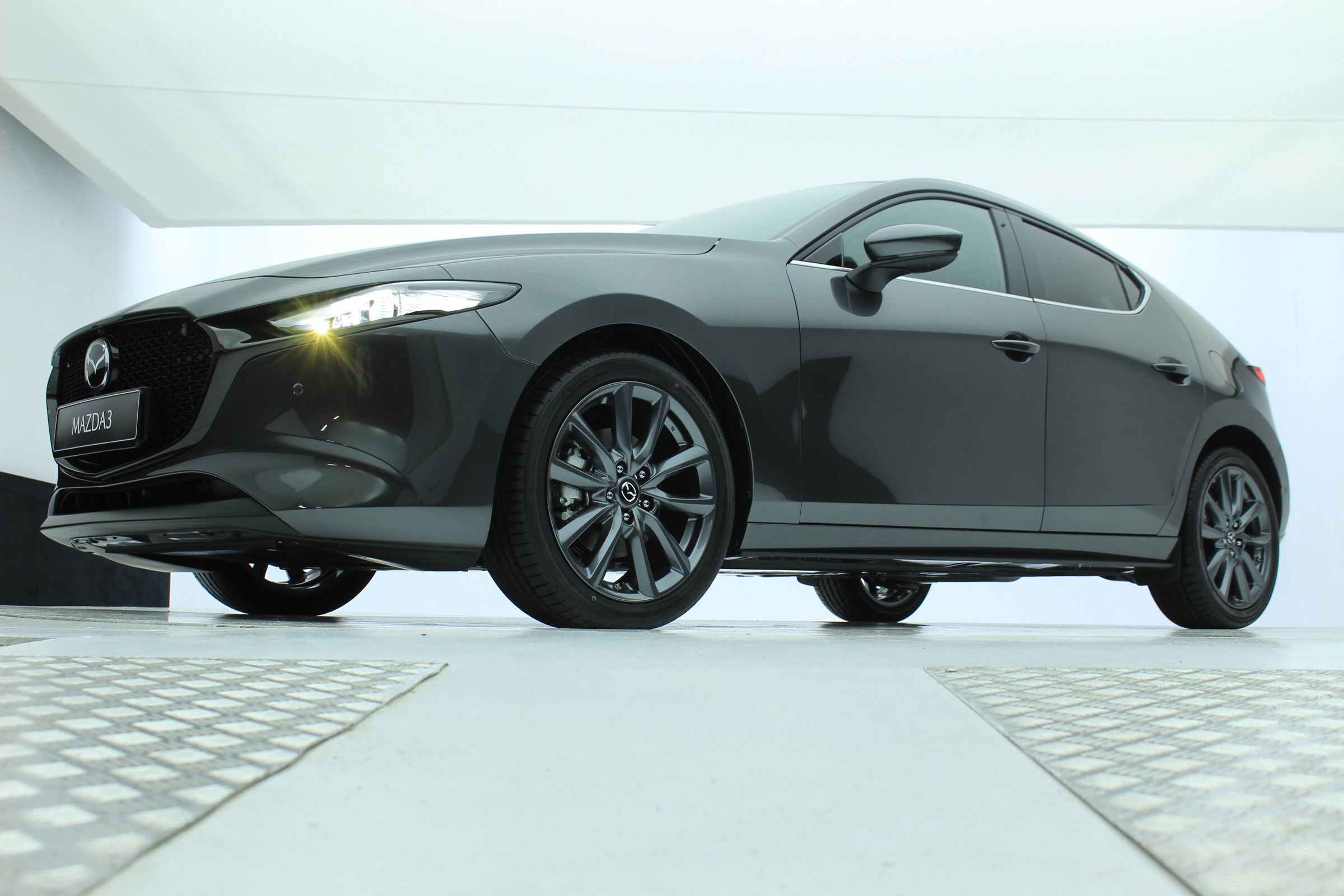 nowa Mazda 3 2019 