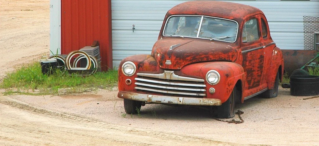 broken car