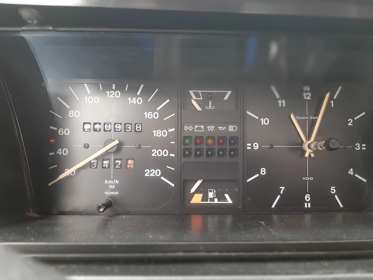 Volkswagen-Caddy-kokpit 