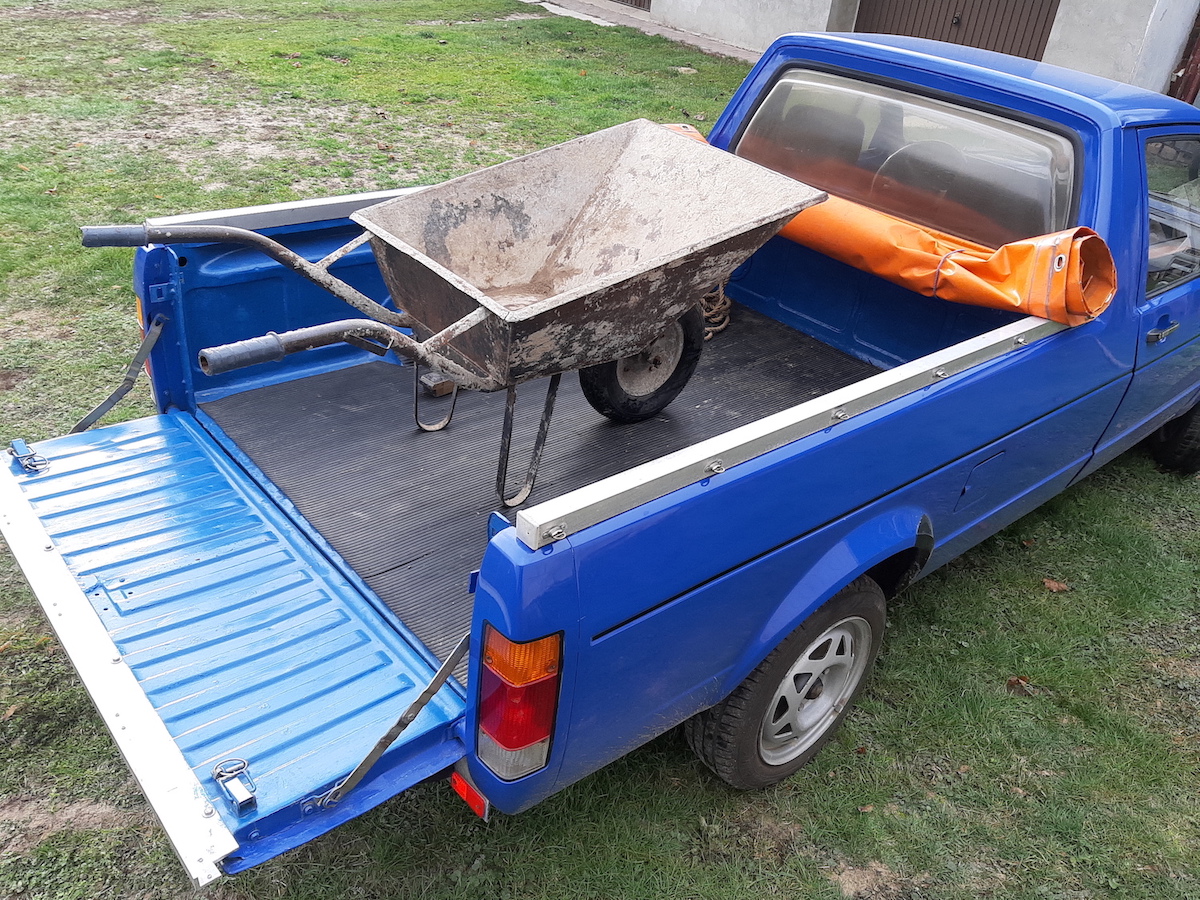 volkswagen-pickup-caddy-taczka