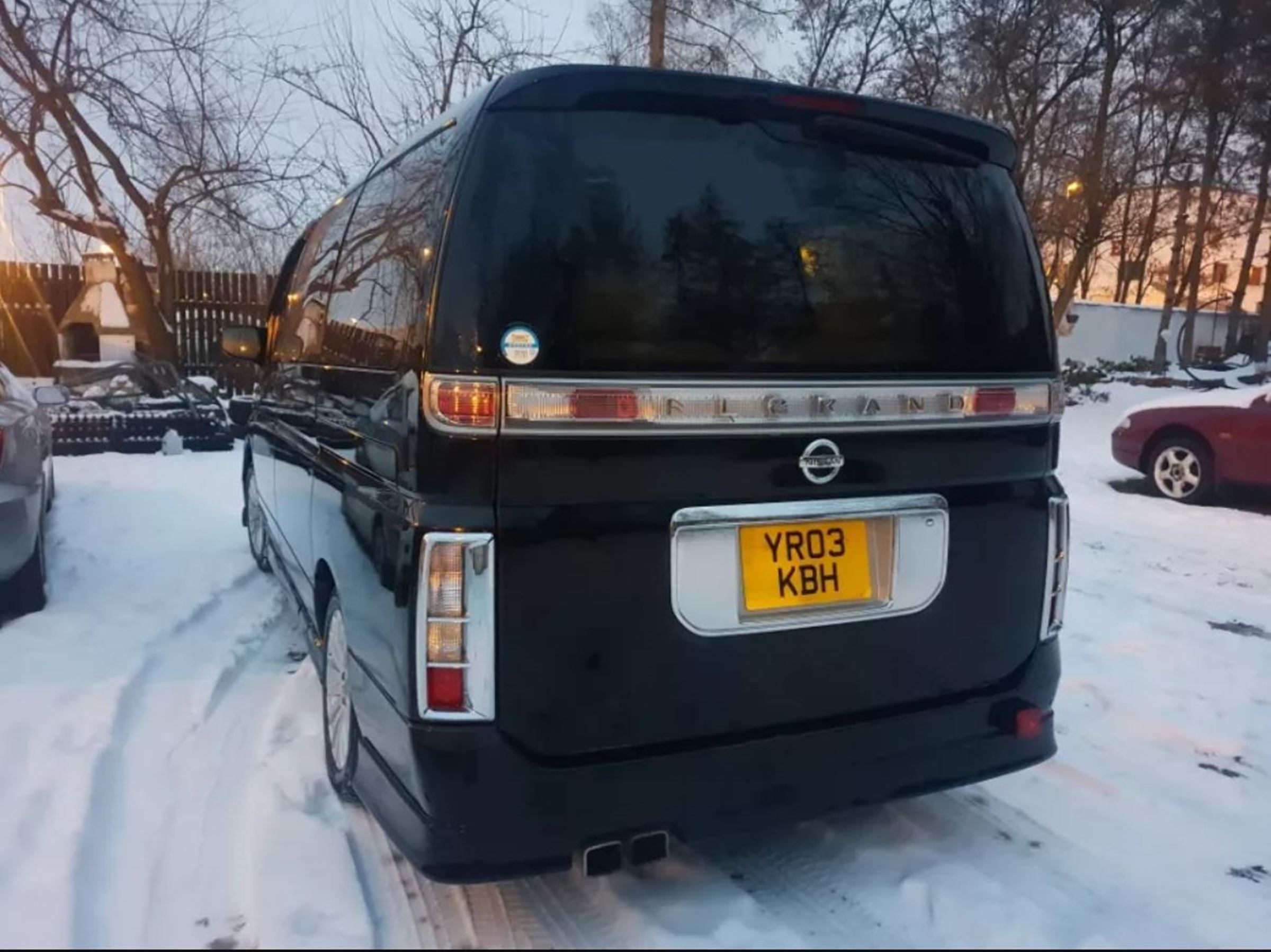 Nissan Elgrand Polska