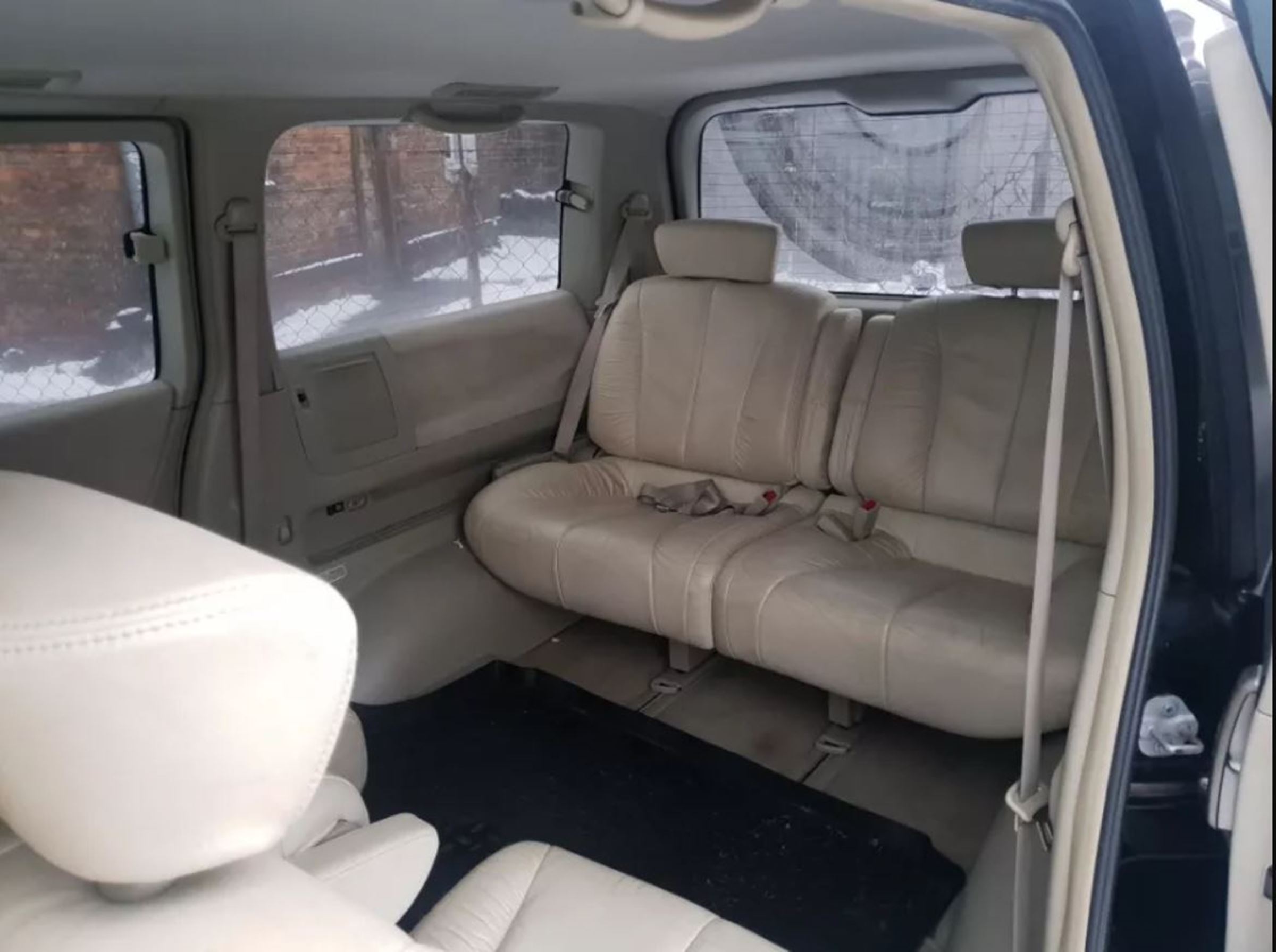 Nissan Elgrand Polska