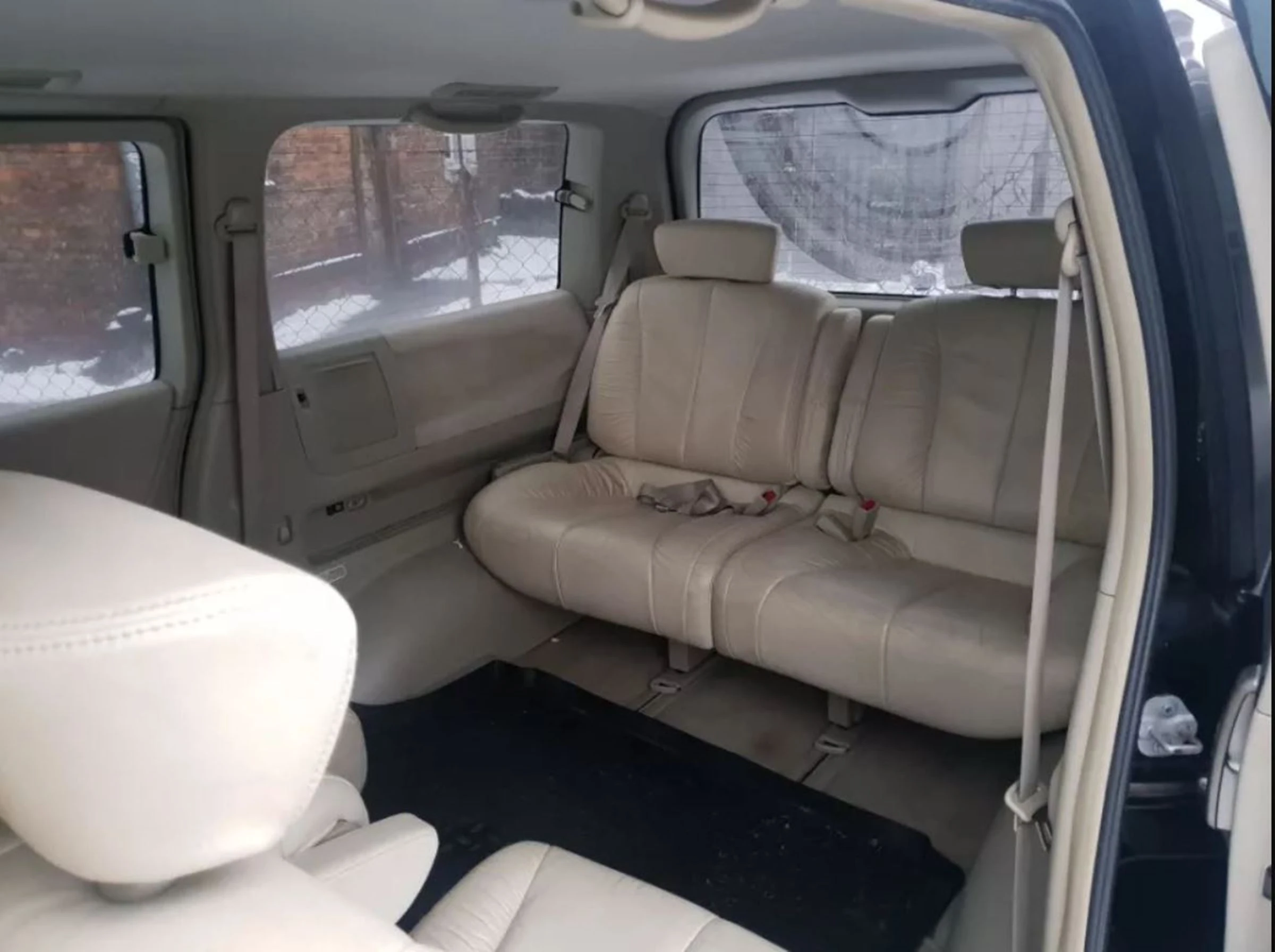 Nissan Elgrand Polska
