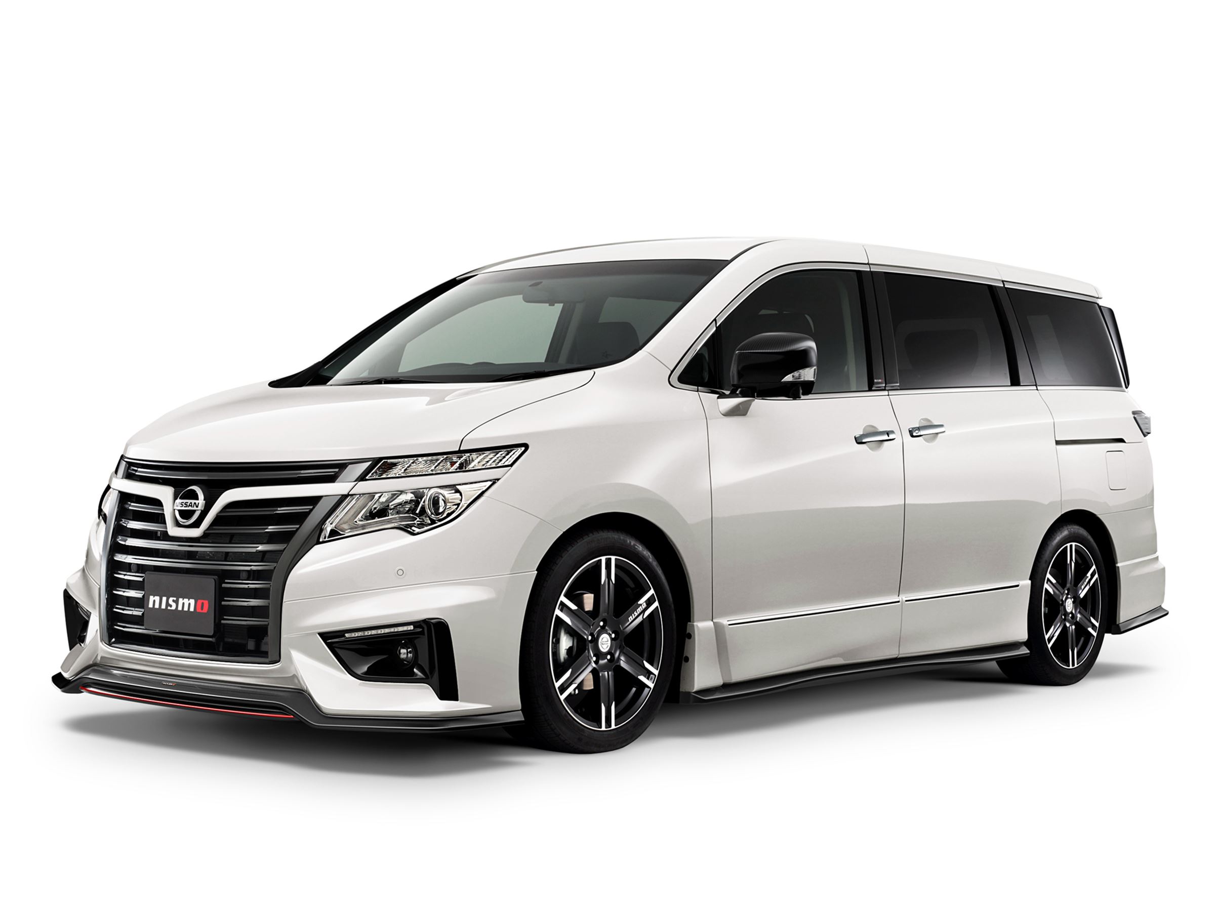 Nissan Elgrand Polska