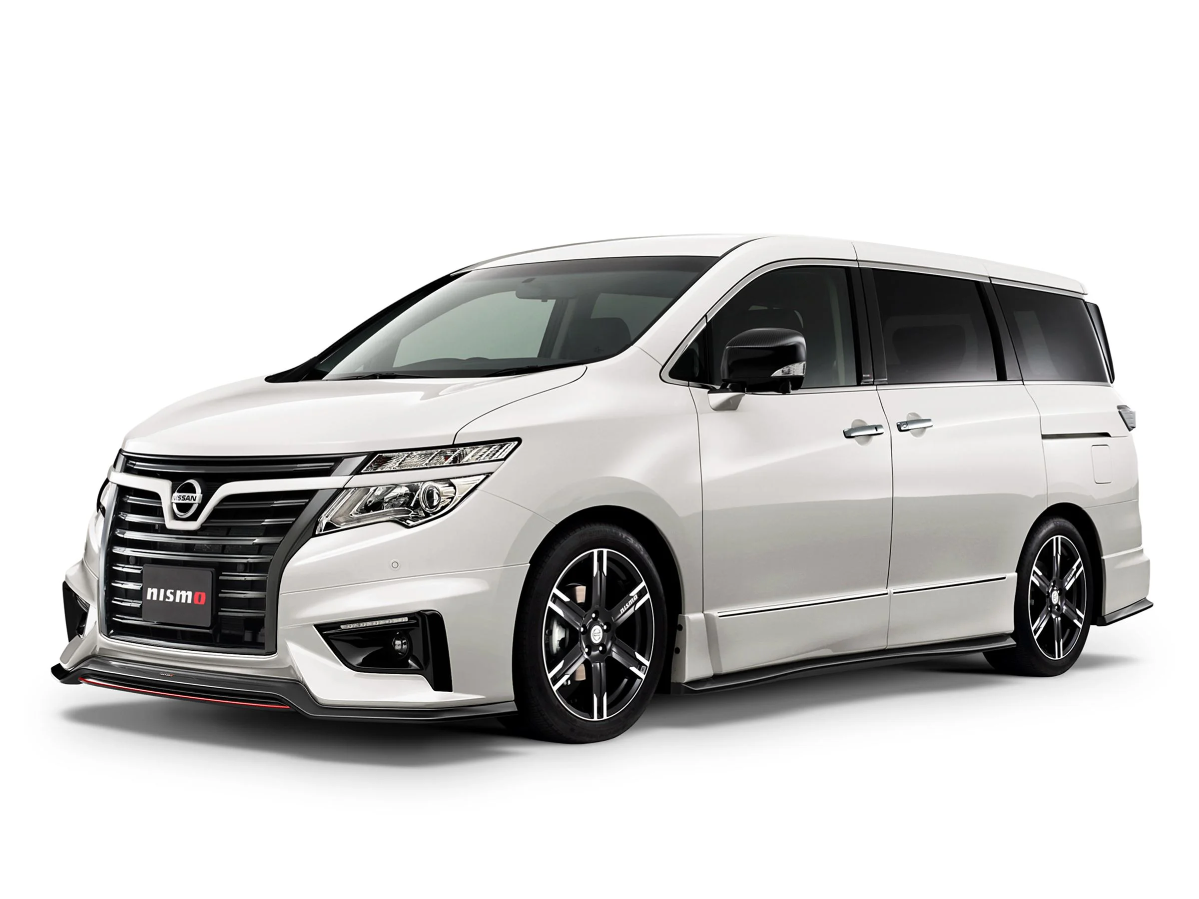 Nissan Elgrand Polska