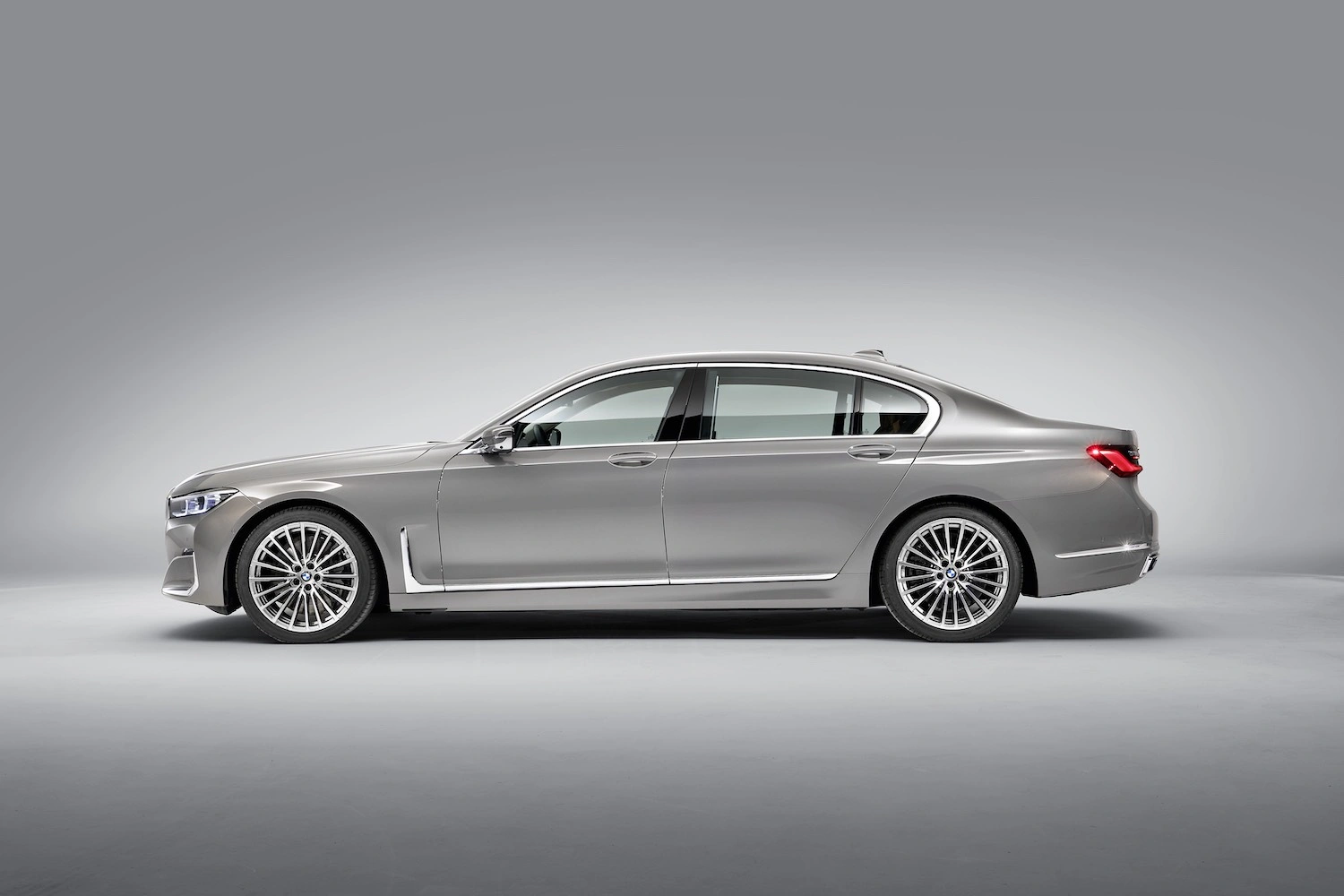 BMW 7 lifting 2019 