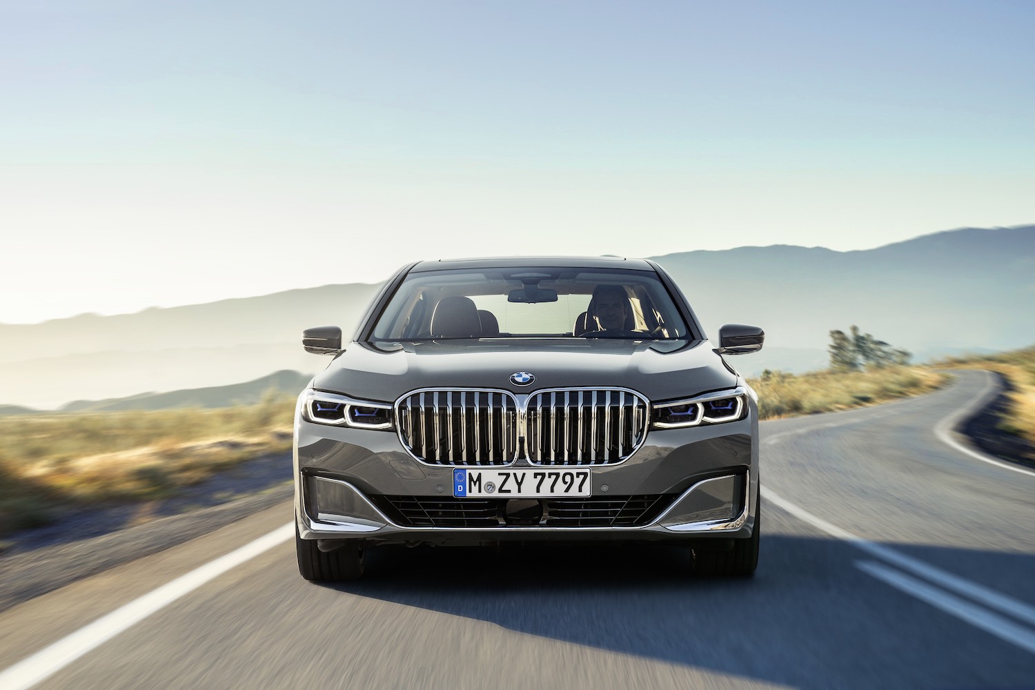 BMW 7 lifting 2019