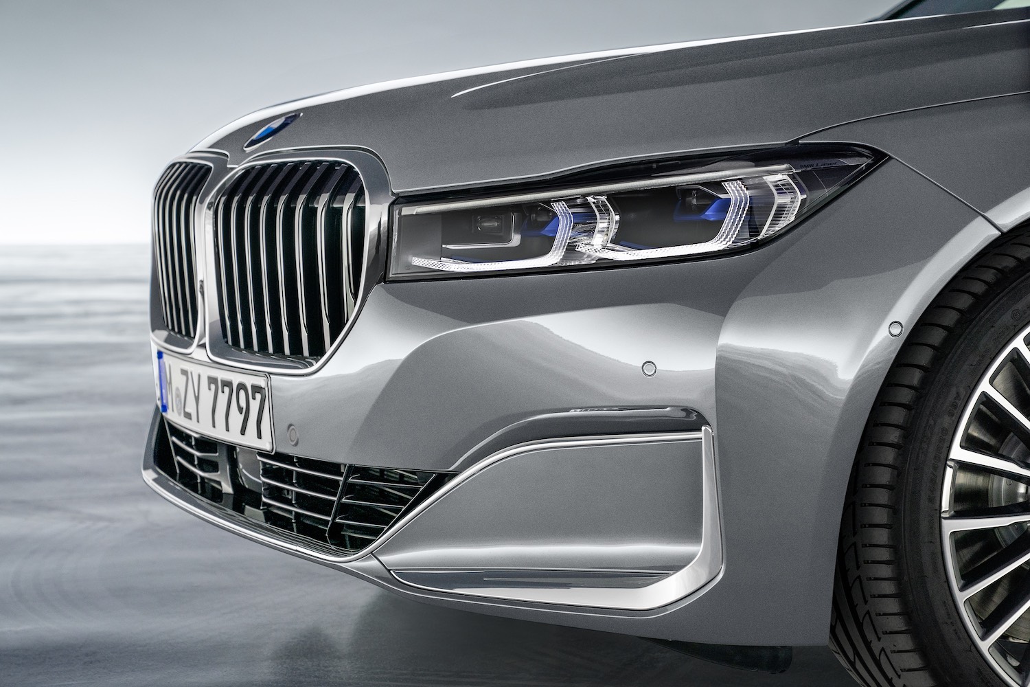 BMW 7 lifting 2019