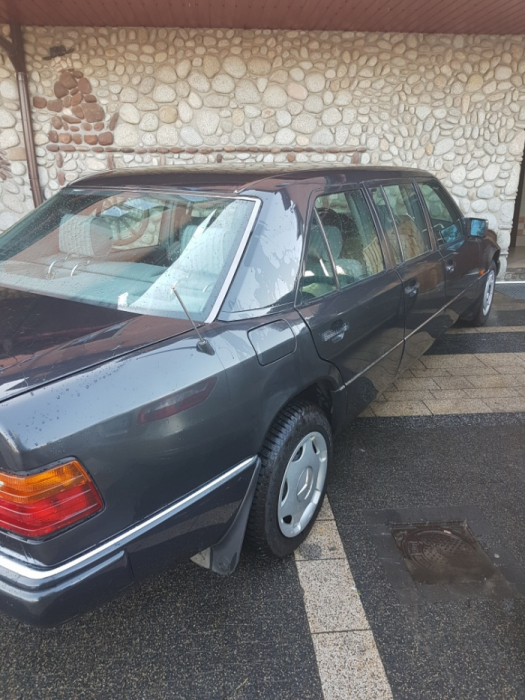 mercedes w124 limuzyna