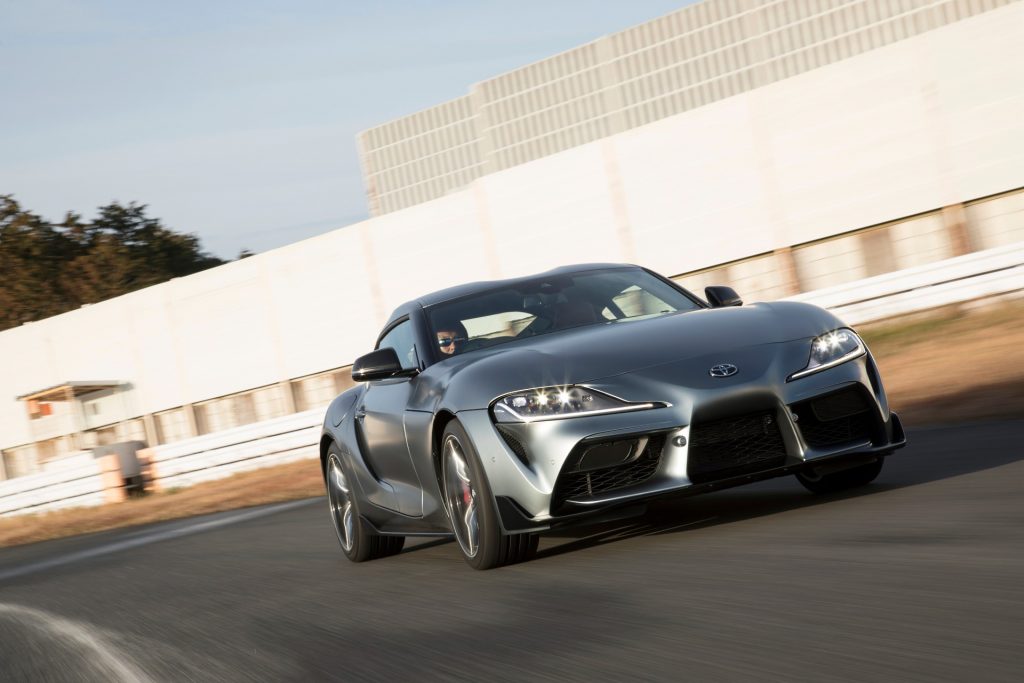 Toyota Supra silnik 