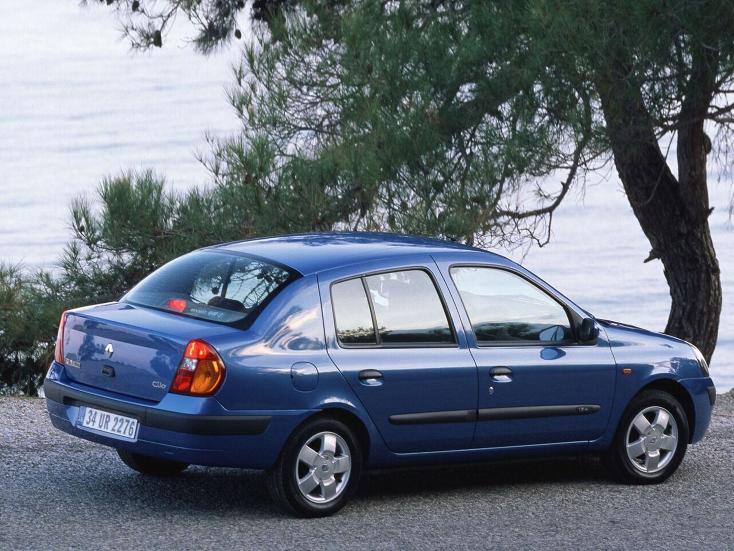 Renault Clio historia