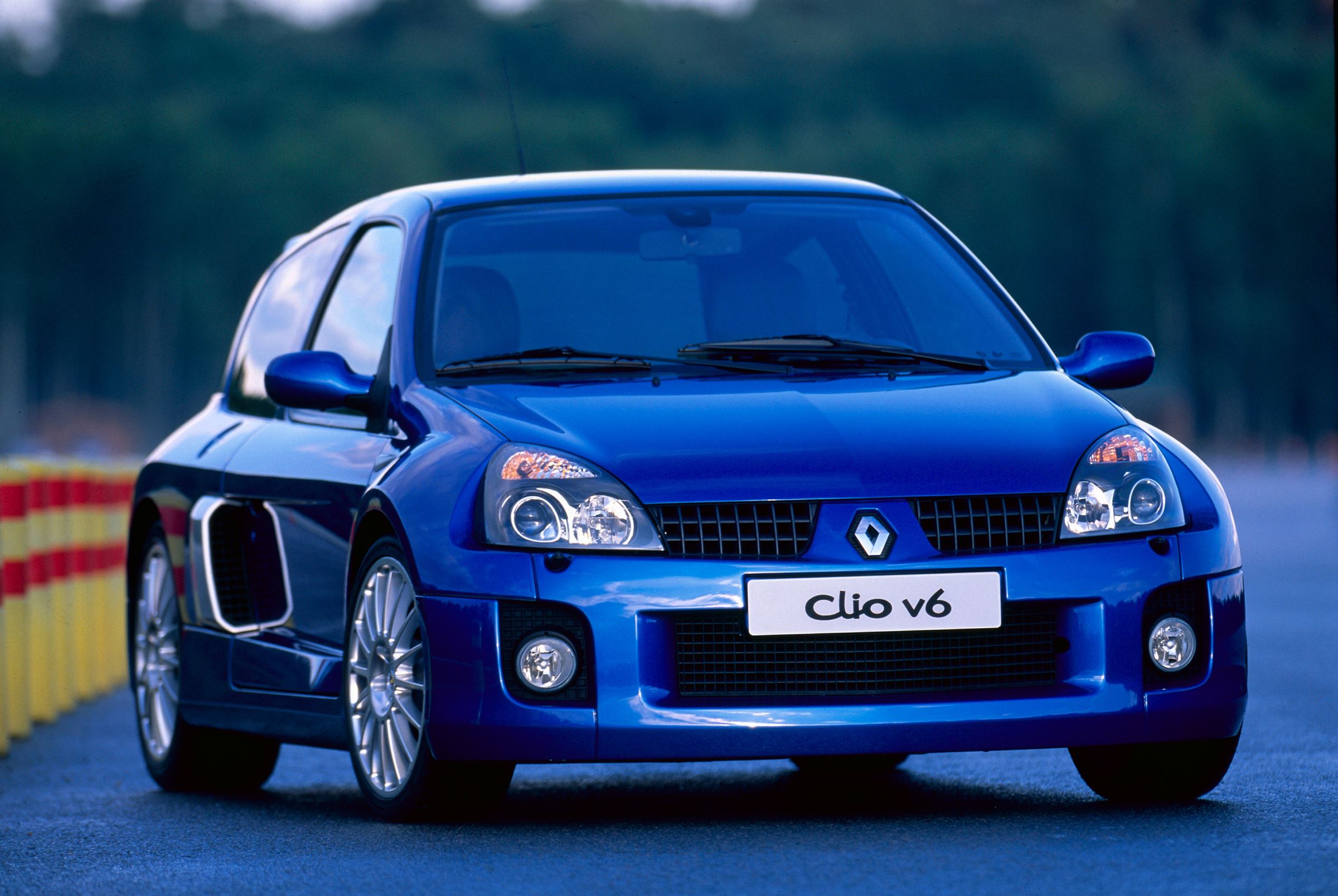 Renault Clio historia