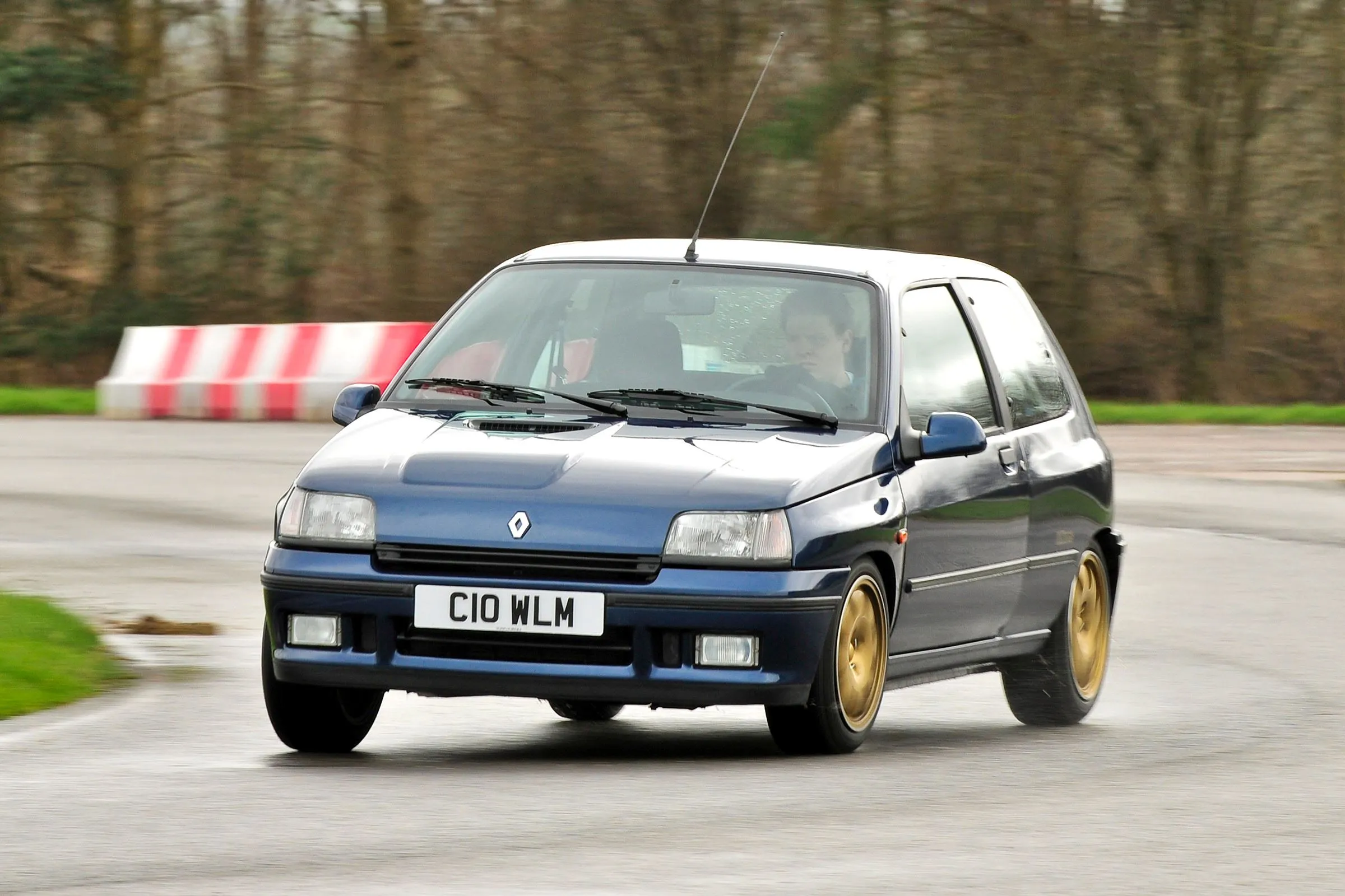 Nadchodzi nowe Renault Clio. Z tej okazji przypominamy historię modelu