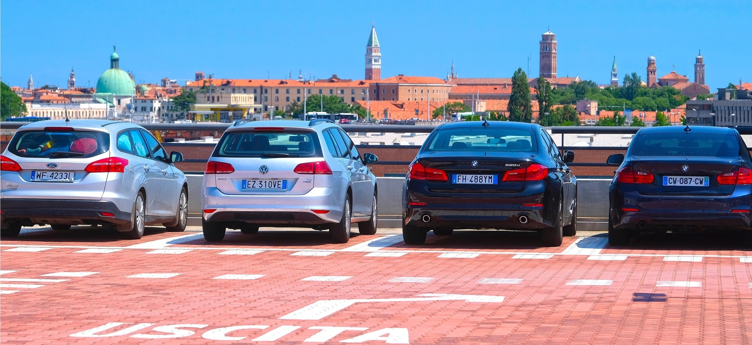 Będzie można tanio sprowadzić duże auto z Włoch. Wszystko przez nowy podatek