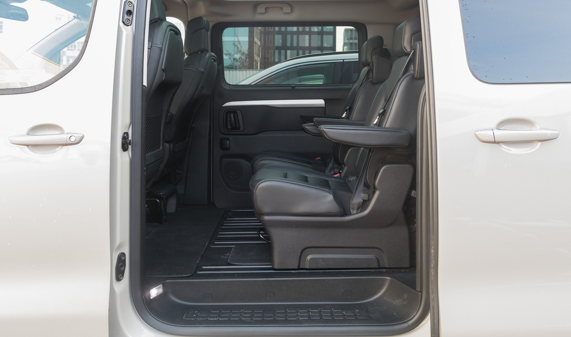 toyota proace verso 