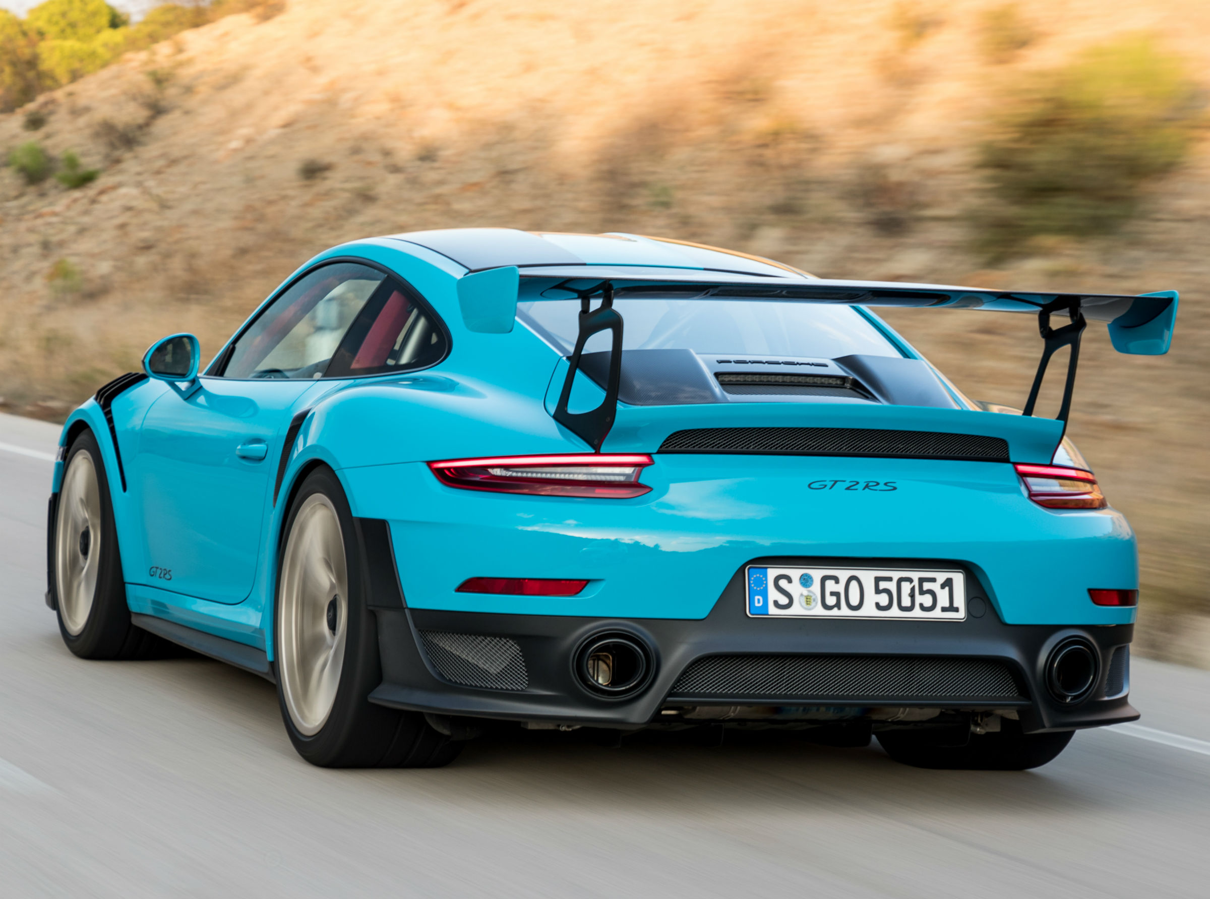 Porsche 911 GT2 RS 