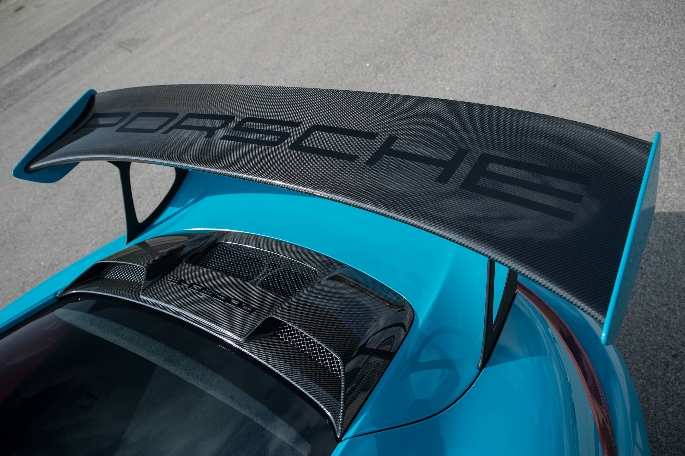 Porsche 911 GT2 RS 