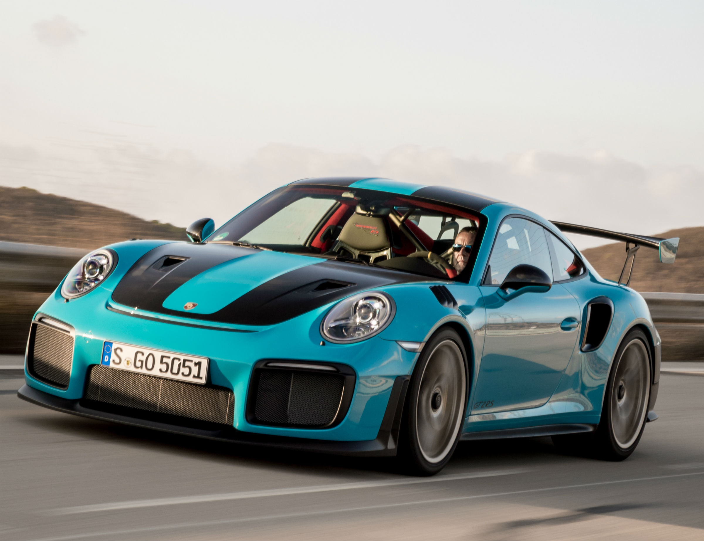 Porsche 911 GT2 RS 