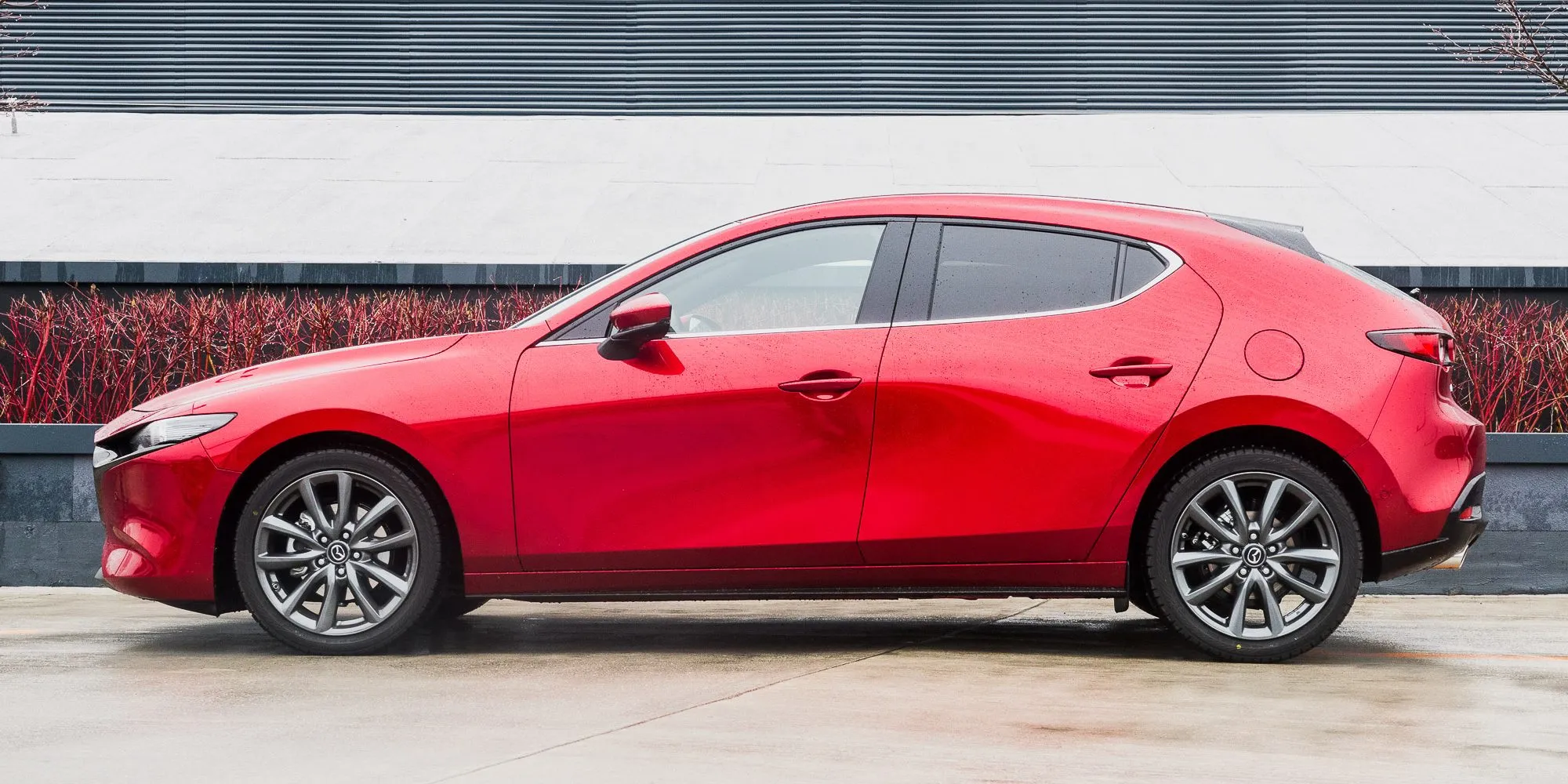 mazda 3 skyactiv x