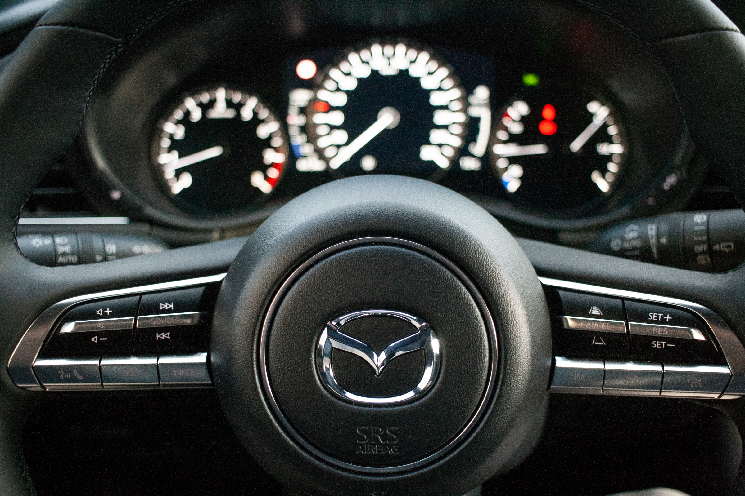 Nowa Mazda 3 2019 test