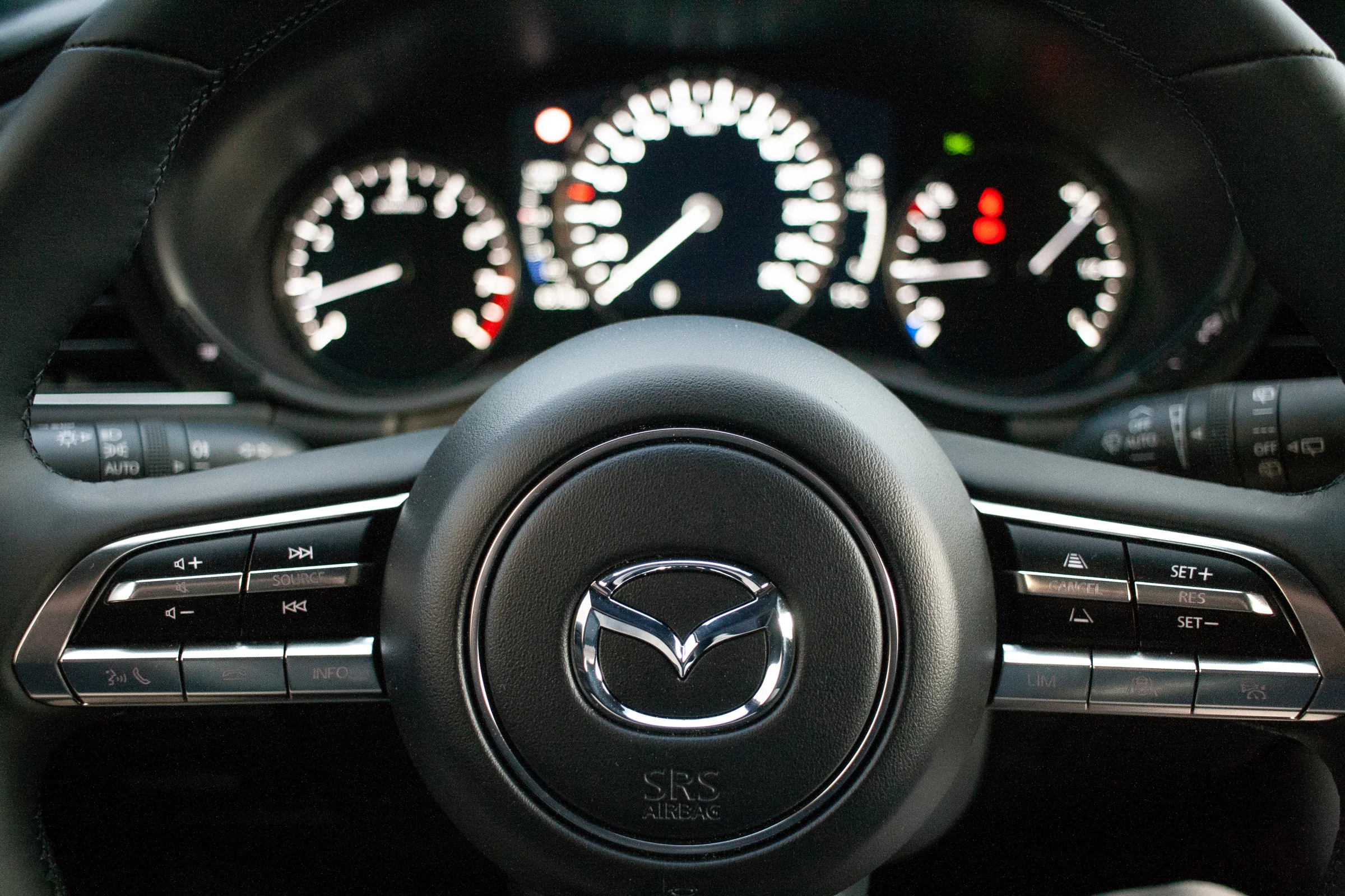 Nowa Mazda 3 2019 test