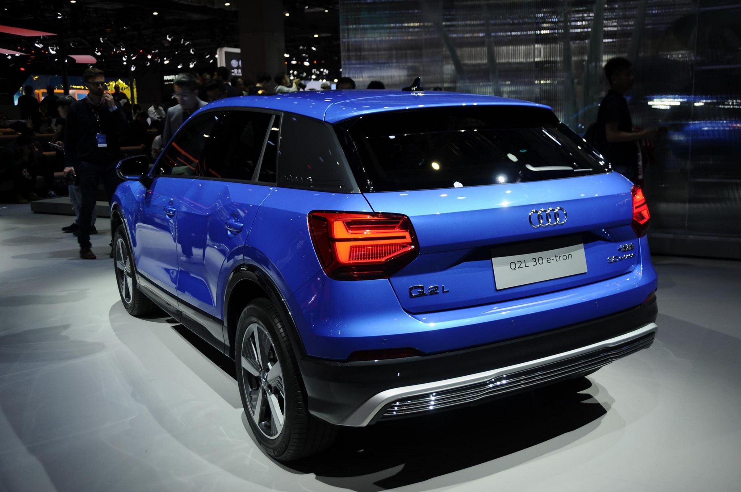 Audi Q2 L e-tron 