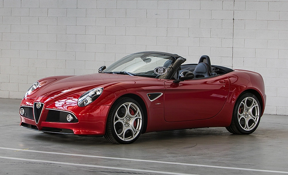 Alfa Romeo 8C Spider na sprzedaż 