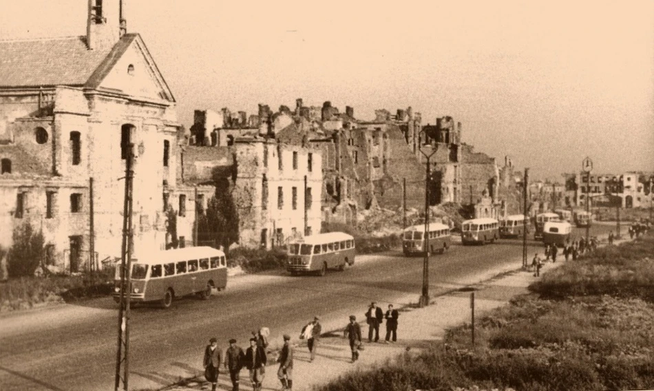 autobusy Warszawa historia 