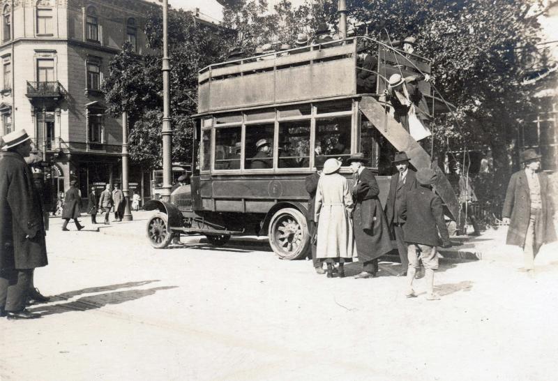 autobusy Warszawa historia 