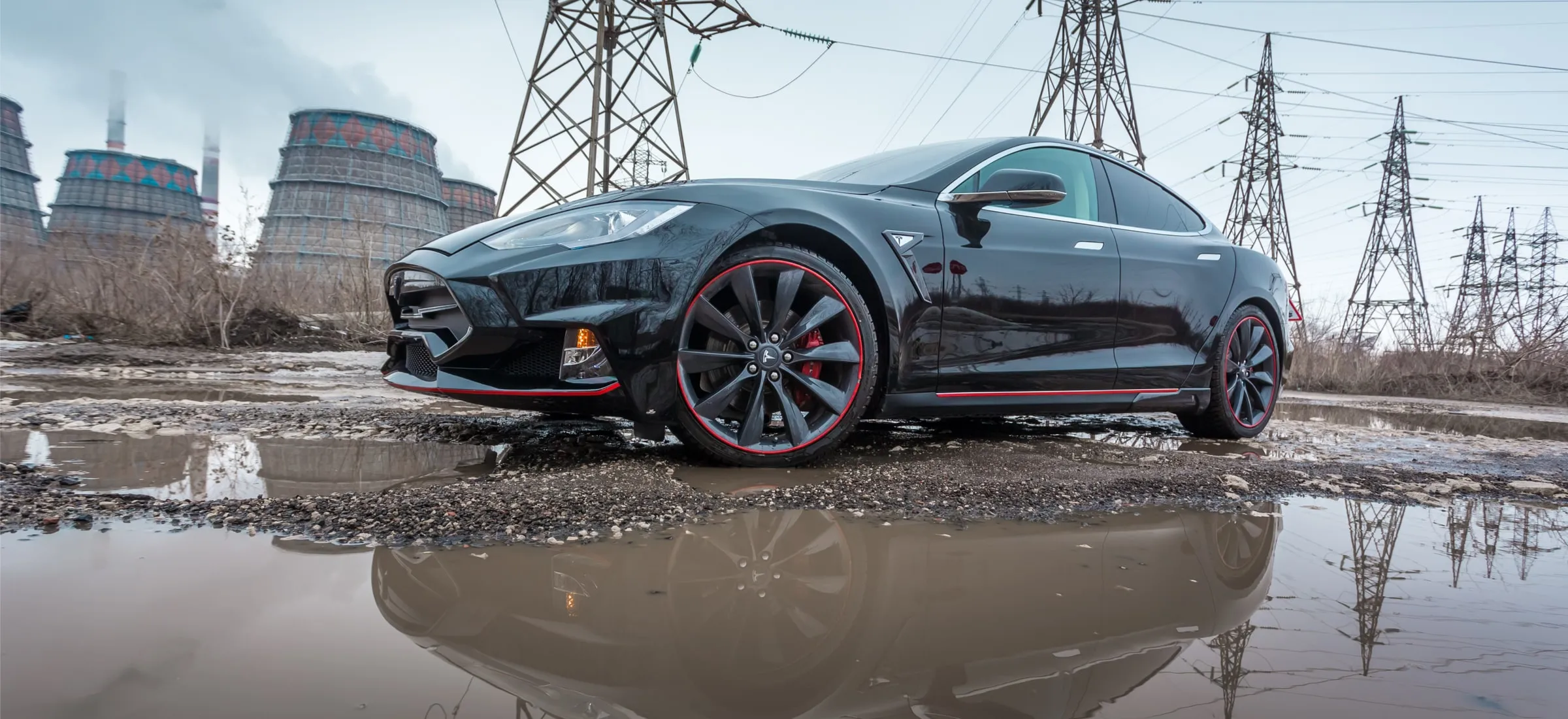 Tesla zasięg na jednym ładowaniu