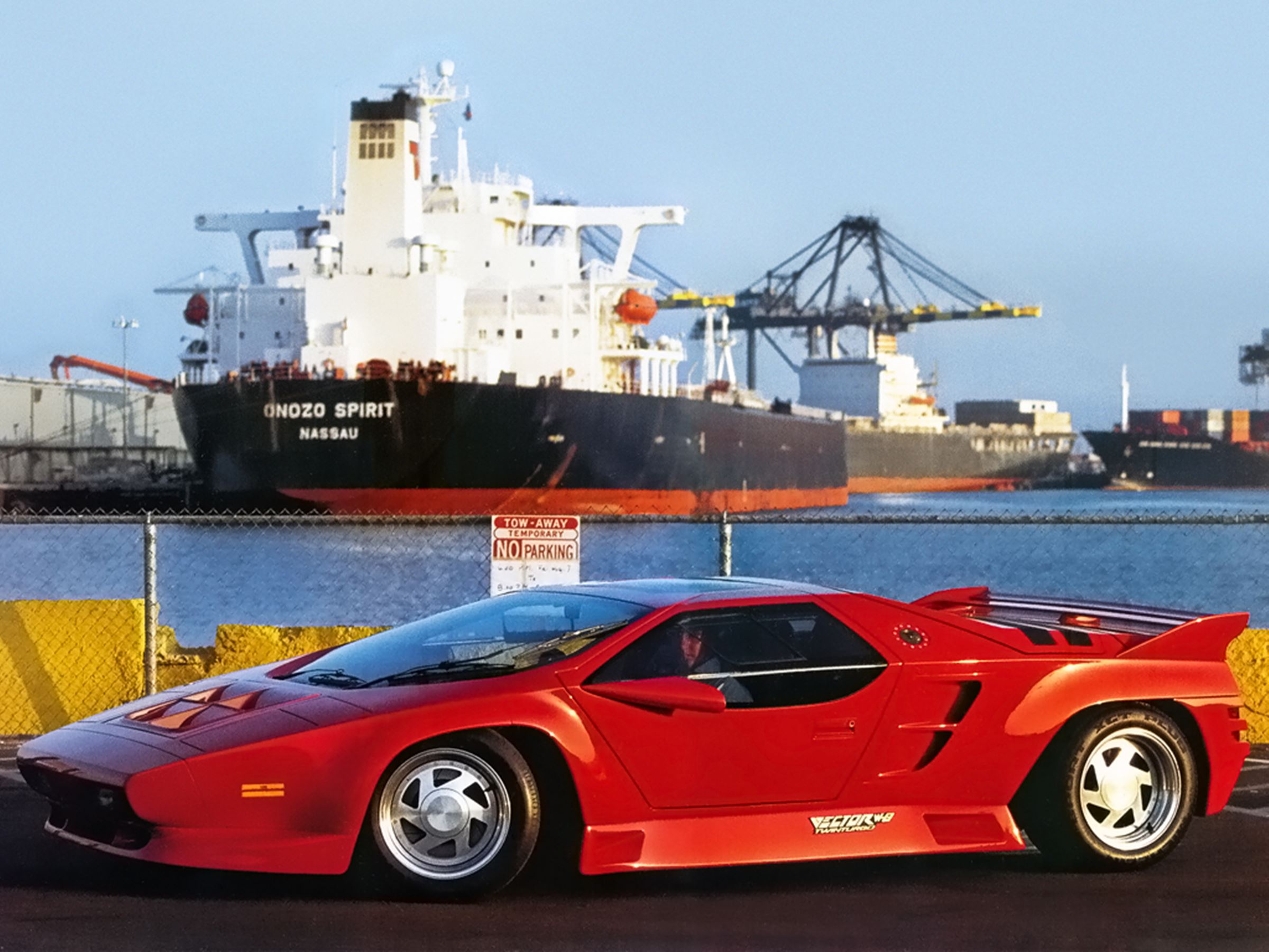 Vector W8 historia 