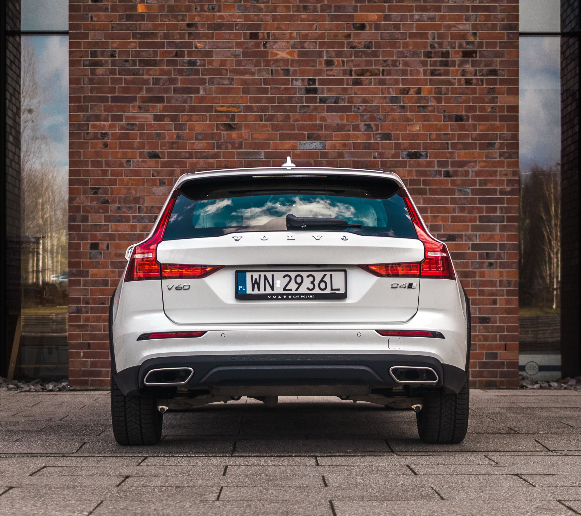Volvo V60 Cross Country D4 test 