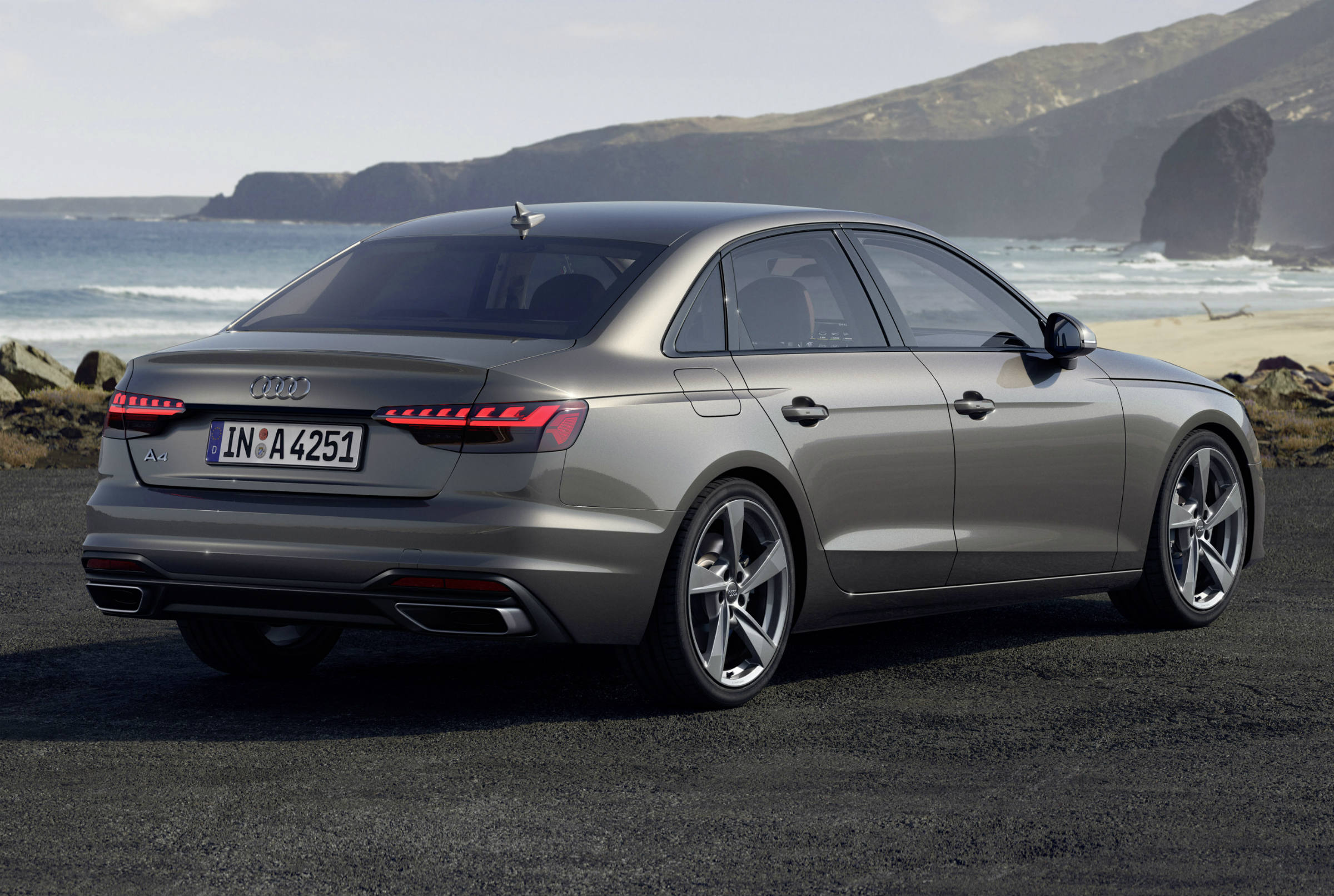 nowe Audi A4 lifting 