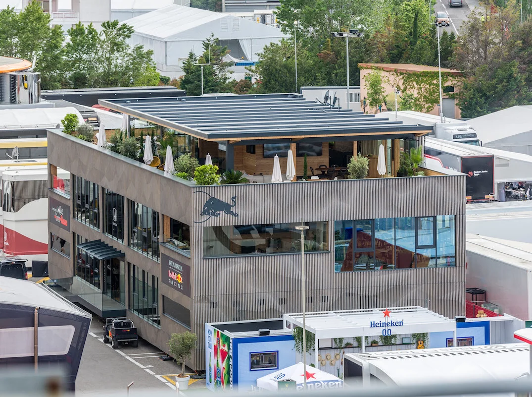 Red Bull F1 Motorhome Hiszpania 