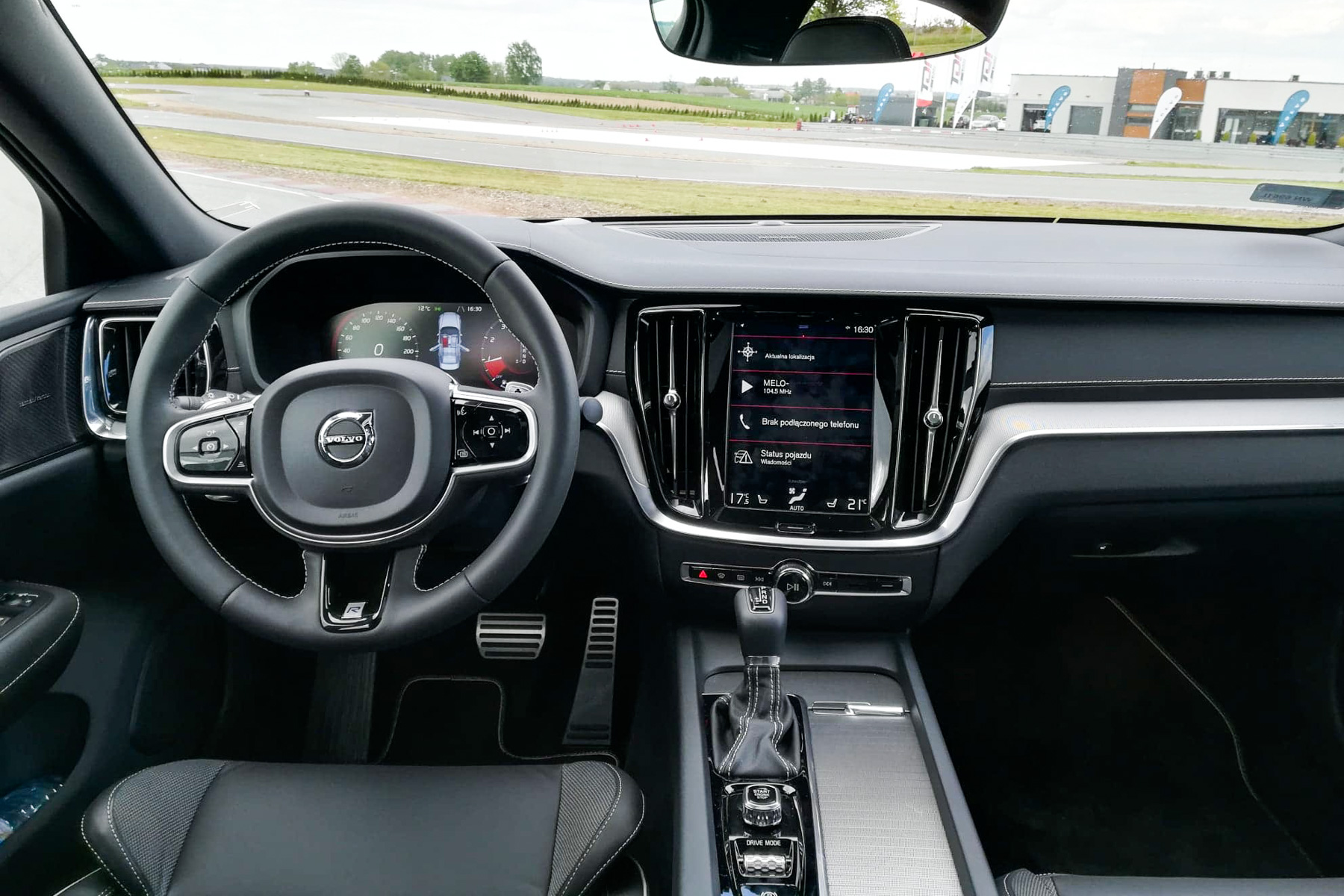 Volvo S60 T5 2019 test 
